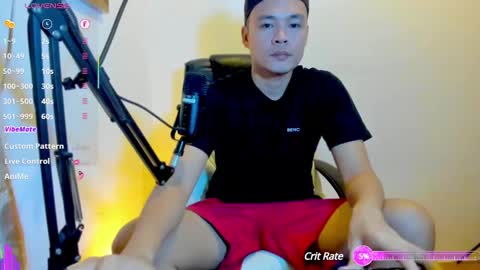 Snapshot of clarkyplaze chatting on 02/04/25, 01:16 Clark online show from 02/04/25, 01:16