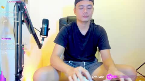 Snapshot of clarkyplaze chatting on 02/06/25, 02:44 Clark online show from 02/06/25, 02:44