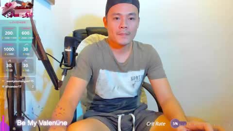 Snapshot of clarkyplaze chatting on 02/14/25, 03:33 Clark online show from 02/14/25, 03:33