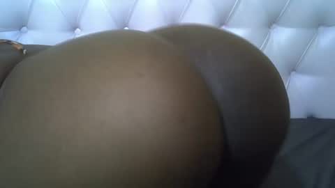 Snapshot of classy_zoey chatting on 10/14/25, 02:51 classy_zoey online show from 10/14/25, 02:51