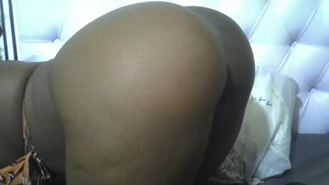 Snapshot of classy_zoey chatting on 10/15/25, 03:17 classy_zoey online show from 10/15/25, 03:17