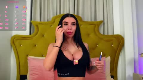 Snapshot of classybarby__ chatting on 06/10/26, 02:12 Velma online show from 06/10/26, 02:12