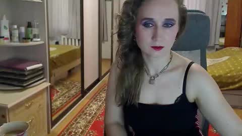 Snapshot of classyinna chatting on 09/17/25, 06:37 classyinna online show from 09/17/25, 06:37