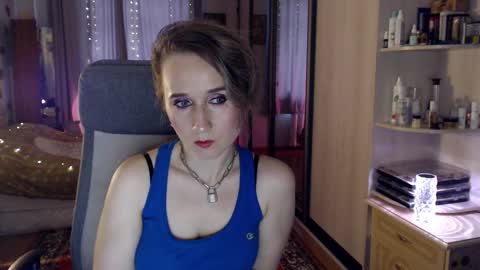 Snapshot of classyinna chatting on 10/23/25, 08:24 classyinna online show from 10/23/25, 08:24