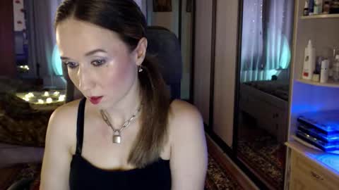 Snapshot of classyinna chatting on 10/31/25, 05:08 classyinna online show from 10/31/25, 05:08