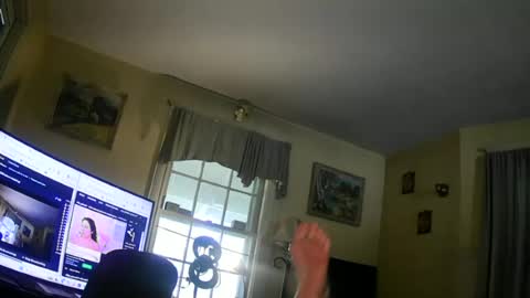 Snapshot of classylongcock chatting on 06/13/26, 05:00 classylongcock online show from 06/13/26, 05:00