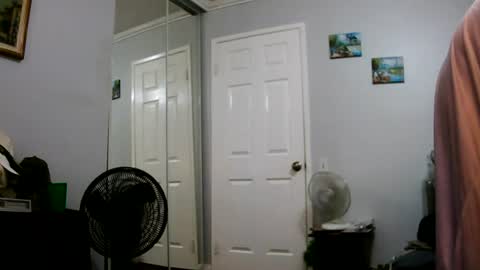 Claudia online show from 06/18/26, 04:00