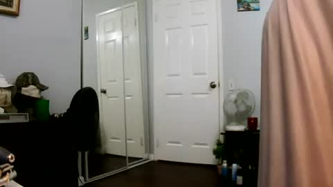 Claudia online show from 07/13/26, 03:48