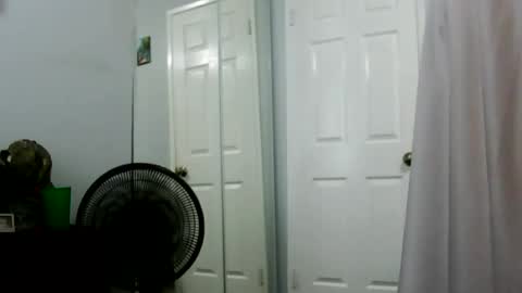Claudia online show from 07/28/26, 05:23
