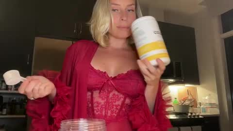 claudia_loves_u online show from 09/27/25, 02:38