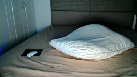 claudiacoxxx online show from 11/20/25, 08:52