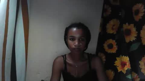 Snapshot of claudiannah chatting on 10/18/25, 04:52 claudianne online show from 10/18/25, 04:52