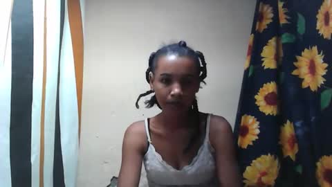 Snapshot of claudiannah chatting on 10/20/25, 02:17 claudianne online show from 10/20/25, 02:17