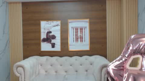 Snapshot of claudina_s chatting on 10/14/25, 01:56 Claudina  online show from 10/14/25, 01:56