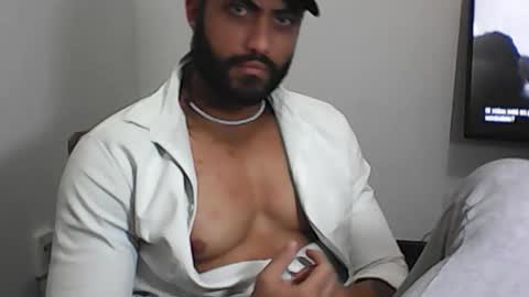 Snapshot of claybrown_ chatting on 02/03/26, 06:40 Clay online show from 02/03/26, 06:40