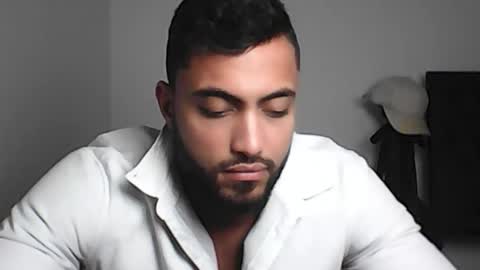 Snapshot of claybrown_ chatting on 02/18/26, 02:40 Clay online show from 02/18/26, 02:40