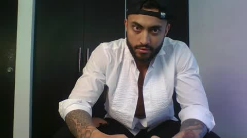Snapshot of claybrown_ chatting on 04/25/26, 01:41 Clay online show from 04/25/26, 01:41