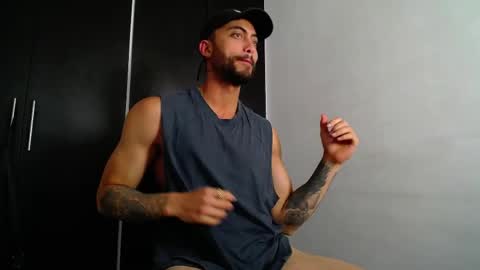 Snapshot of claybrown_ chatting on 06/06/26, 12:21 Clay online show from 06/06/26, 12:21