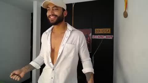 Clay online show from 07/05/26, 01:07