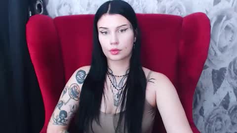 Snapshot of cleadark chatting on 11/27/25, 11:07 CleaDark online show from 11/27/25, 11:07