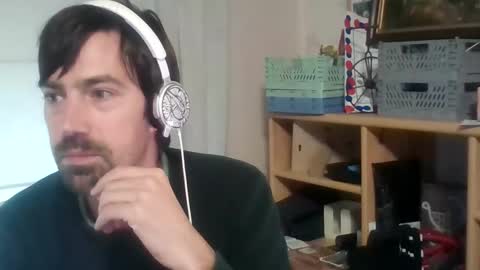 Snapshot of cleanwave chatting on 10/07/25, 12:13 cleanwave online show from 10/07/25, 12:13