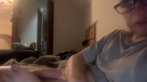 Snapshot of cleatus27 chatting on 06/10/26, 03:50 cleatus27 online show from 06/10/26, 03:50