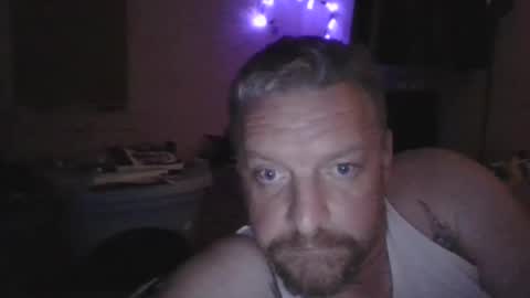 Snapshot of cleaver1230 chatting on 10/25/25, 08:55 cleaver1230 online show from 10/25/25, 08:55