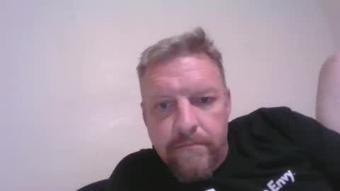 Snapshot of cleaver1230 chatting on 10/29/25, 07:21 cleaver1230 online show from 10/29/25, 07:21