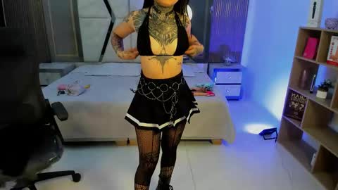 Snapshot of cleeoadams_ chatting on 10/10/25, 04:22 Cleo Adams online show from 10/10/25, 04:22