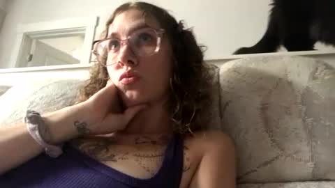 Clementine   Rex  online show from 09/13/25, 09:47