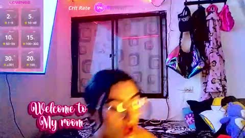 Snapshot of cleo_05 chatting on 09/22/25, 02:13 cleo_05 online show from 09/22/25, 02:13