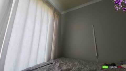 Snapshot of cleo_cat69 chatting on 10/12/25, 10:03 Cleo Cat online show from 10/12/25, 10:03