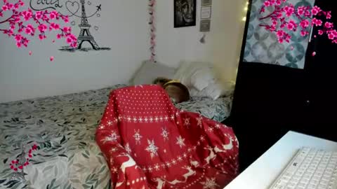 cleo_christmas online show from 06/14/26, 12:19