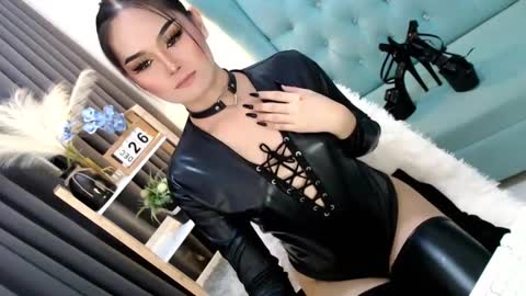 Cleo online show from 12/25/24, 11:31