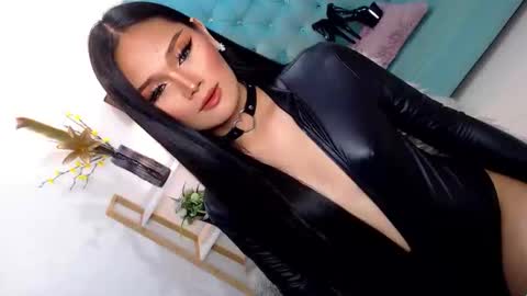 Cleo online show from 11/07/25, 12:54