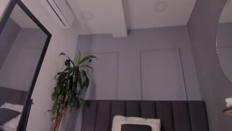 . Cleo Jhonson . online show from 07/10/26, 02:38
