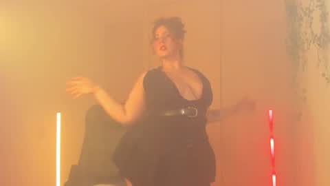 Snapshot of cleopatra_col chatting on 03/03/26, 11:43 Cleopatra online show from 03/03/26, 11:43