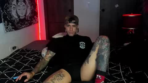 cleo y maikol online show from 11/14/25, 08:35