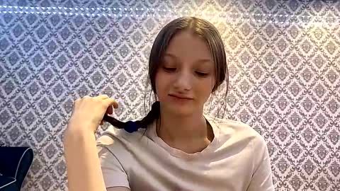 Snapshot of cleotilderinde chatting on 12/03/25, 05:44 Cleo online show from 12/03/25, 05:44