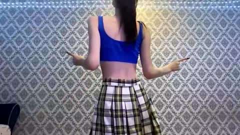 Snapshot of cleotilderinde chatting on 12/13/25, 07:53 Cleo online show from 12/13/25, 07:53