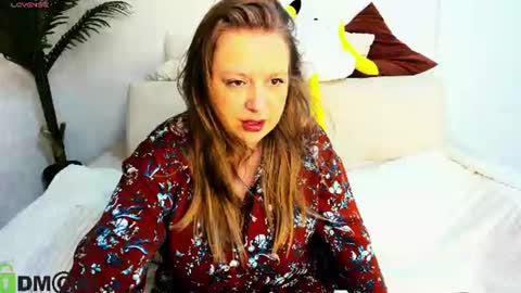 Snapshot of cleoxotie chatting on 06/12/26, 01:48 cleoxotie online show from 06/12/26, 01:48