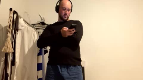 Snapshot of cleurj chatting on 10/02/25, 08:16 cleurj online show from 10/02/25, 08:16