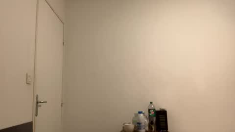 Snapshot of cleurj chatting on 10/11/25, 10:36 cleurj online show from 10/11/25, 10:36