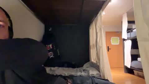 Snapshot of cleurj chatting on 10/20/25, 12:55 cleurj online show from 10/20/25, 12:55