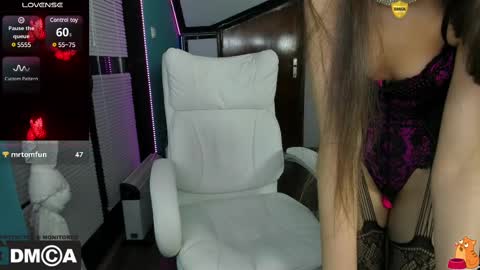 Snapshot of click_fun chatting on 02/15/25, 12:59 Iris online show from 02/15/25, 12:59