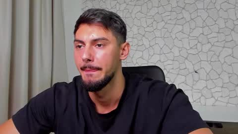 Snapshot of clintmasterss chatting on 11/20/25, 08:03 ClintMasterss online show from 11/20/25, 08:03