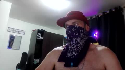 Snapshot of clintwood12 chatting on 11/05/25, 06:52 chad online show from 11/05/25, 06:52