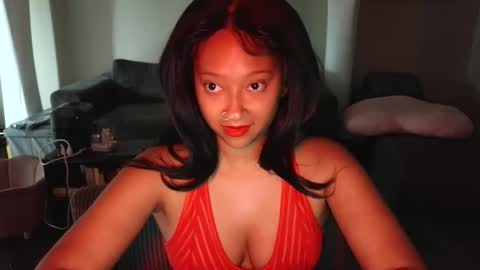 High Queen Clio online show from 09/12/25, 05:57