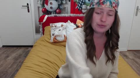 Syl  online show from 12/29/24, 06:49