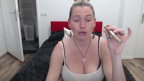 Syl  online show from 01/13/25, 02:00